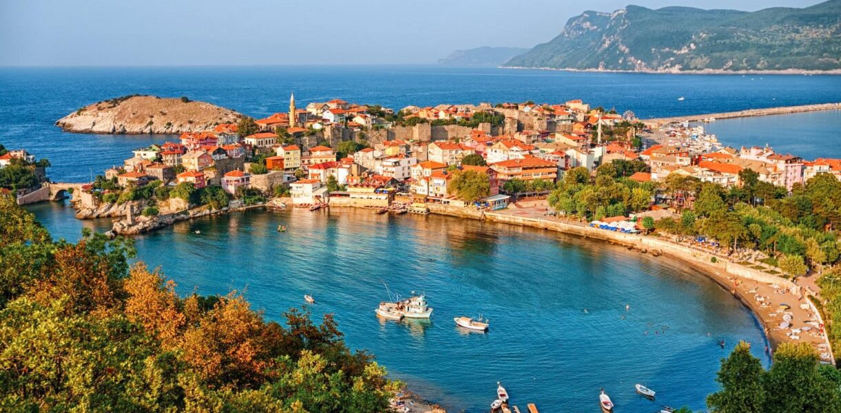 Amasra Gezi Rehberi: Gezilecek Yerler ve Tatil Önerileri