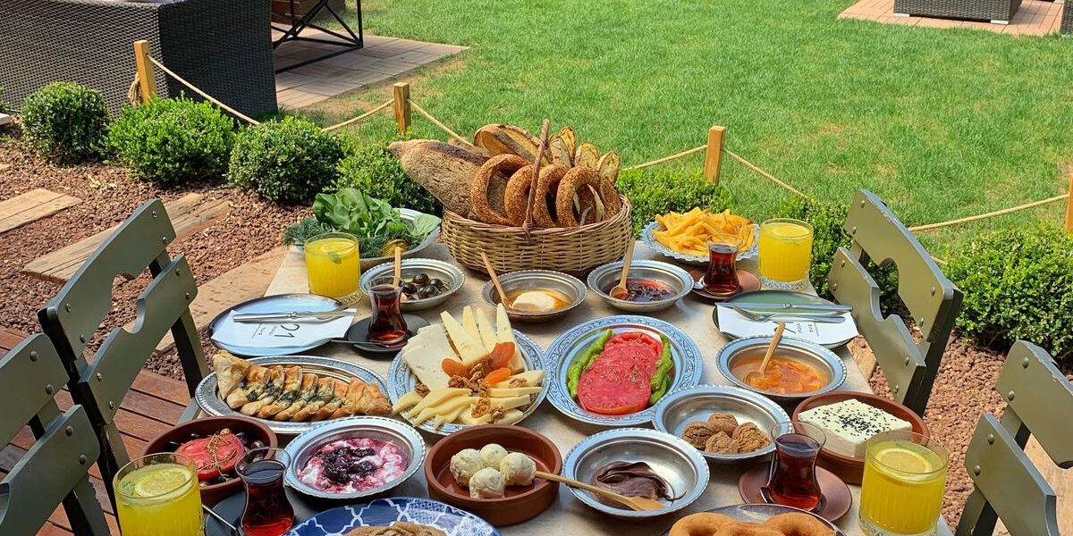 Heybeliada Kahvaltı Mekanları